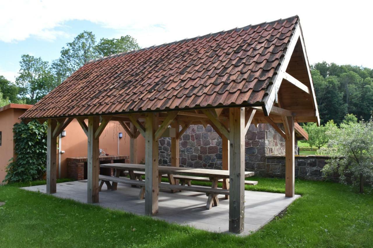 Dom Ogrodnika Biala Olecka Exterior foto